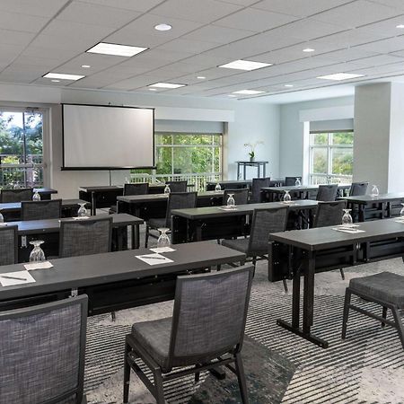 Hilton Garden Inn Arlington/Courthouse Plaza Exterior photo