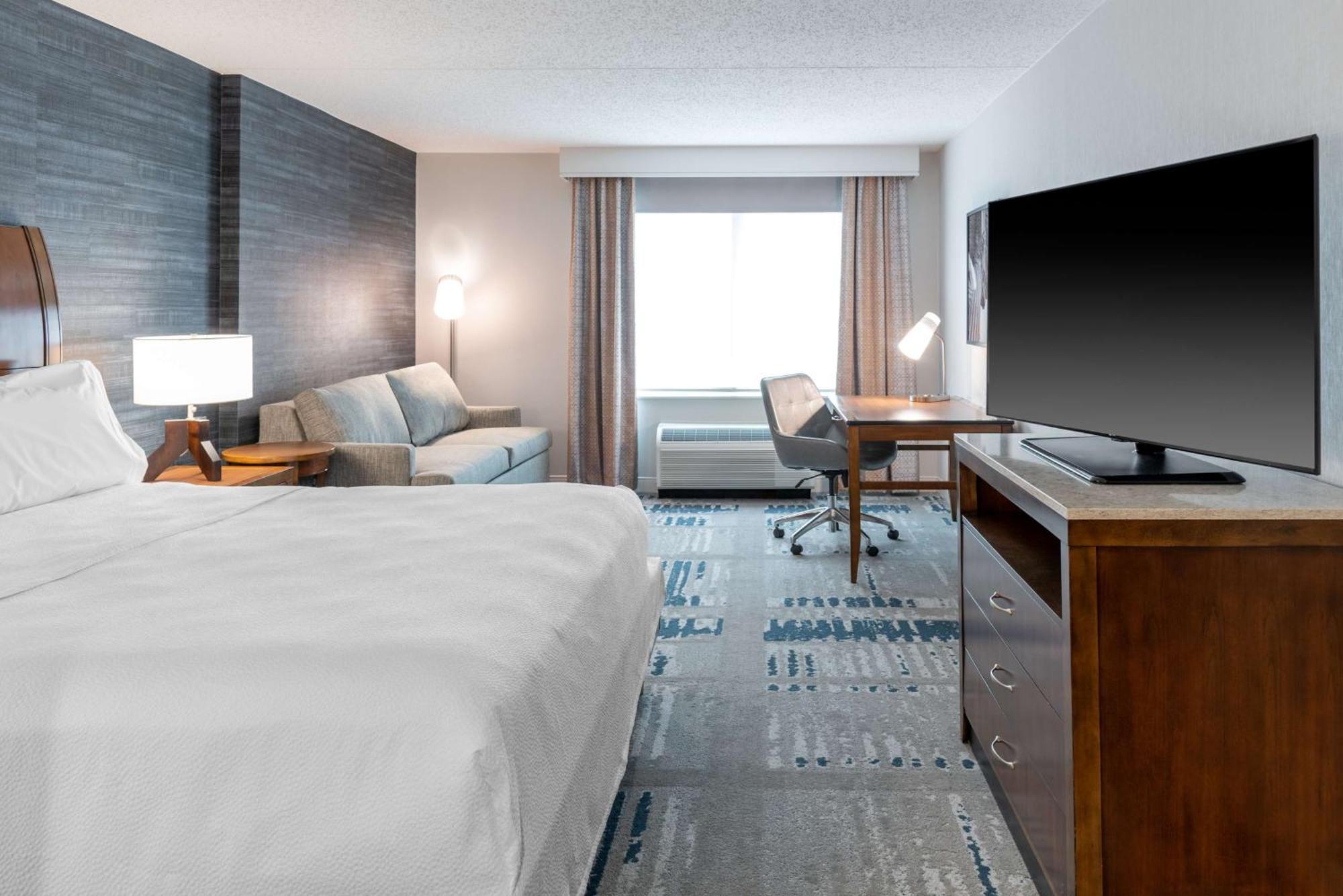 Hilton Garden Inn Arlington/Courthouse Plaza Exterior photo